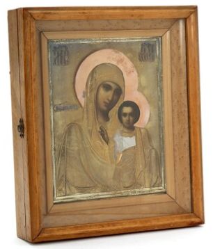 Russian icon of Our Lady of Kazan in kiot